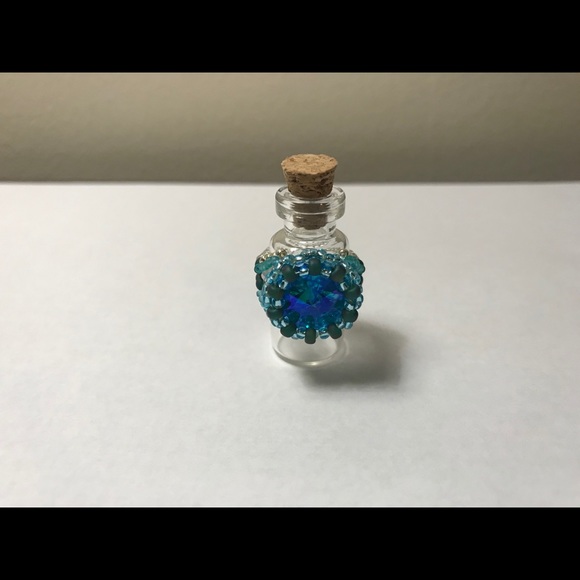 Handmade Beaded Ring - Picture 9 of 9